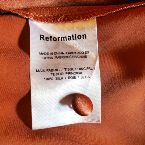 NWT Reformation Chrisley Long Sleeve Silk Mini Wrap Dress In Praline - Picture 7 of 8